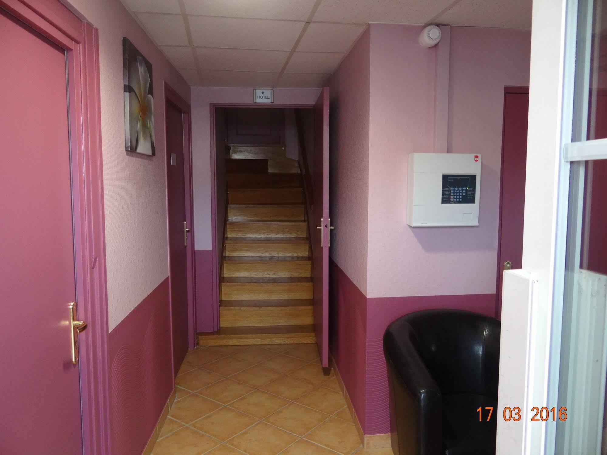 Hotel Du Commerce Chatillon-sur-Chalaronne Luaran gambar
