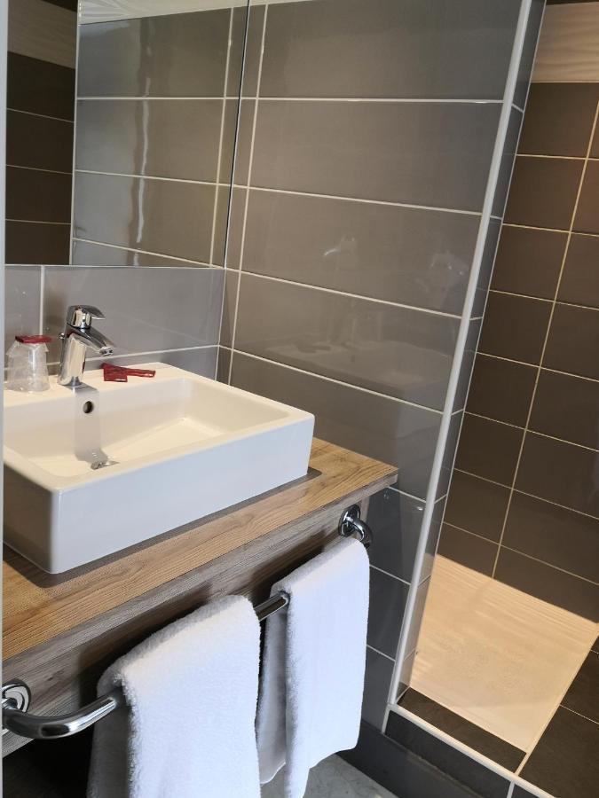 Hotel Du Commerce Chatillon-sur-Chalaronne Luaran gambar